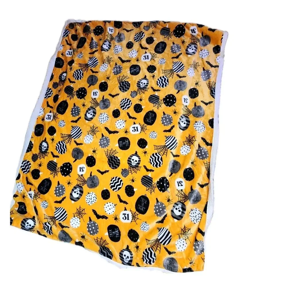 Trick Or Treat Fleece Lined 50x60 Soft Plush Throw Blanket Spider Pumpkin Skull